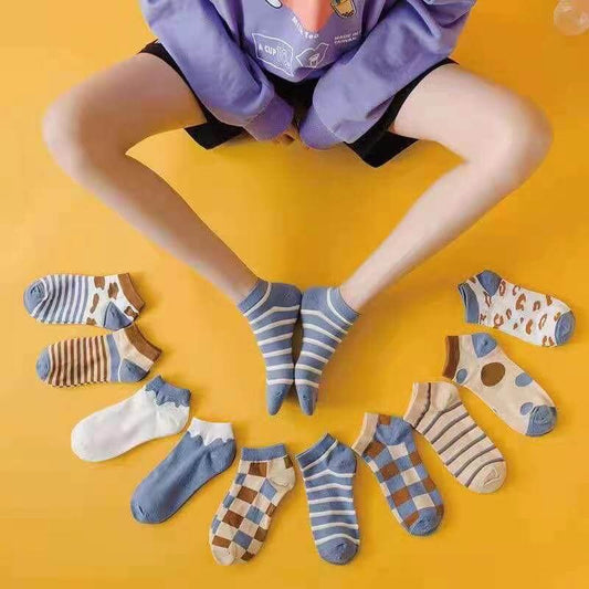 10 Pairs Abstract Ankle Socks